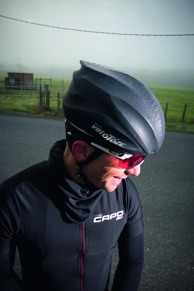 Housse de Casque Velotoze Noir : Dites Adieu à la Tête Mouillée à Vélo