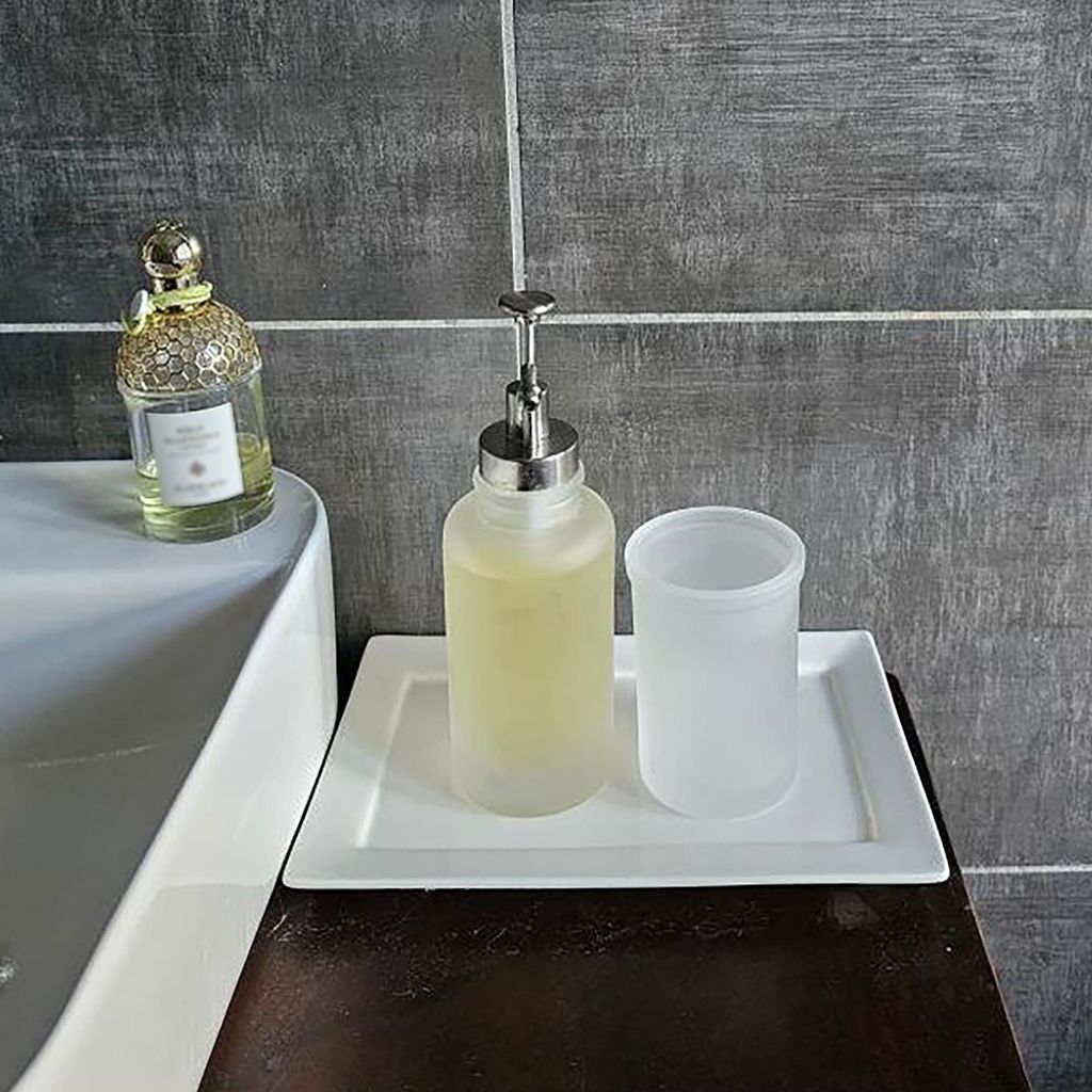Spirella Seifenspender Yoko" | mit Edelstahlpumpe | Desinfektionsspender | Glas | 300ml | Langliebig und Robust | Weiß
