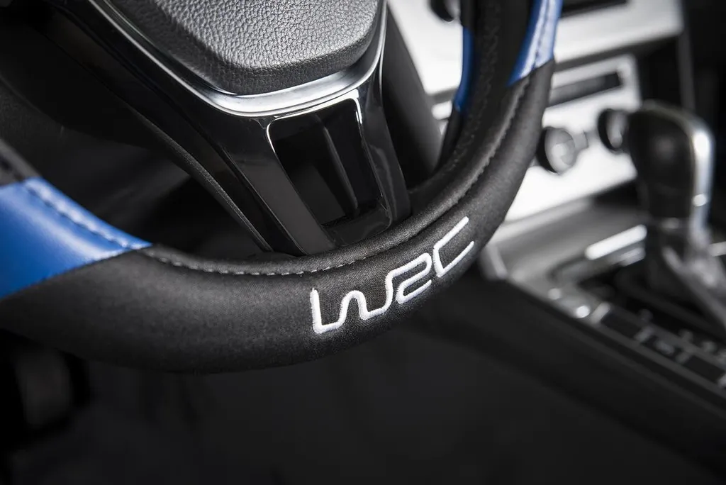 Coprivolante WRC Nero Blu L38cm - Rinnova gli Interni della tua Auto - 7