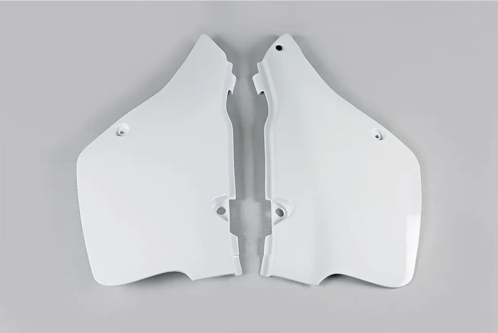 Rivestimento laterale UFO PLAST Rivestimento in 2 parti, colore: bianco OEM