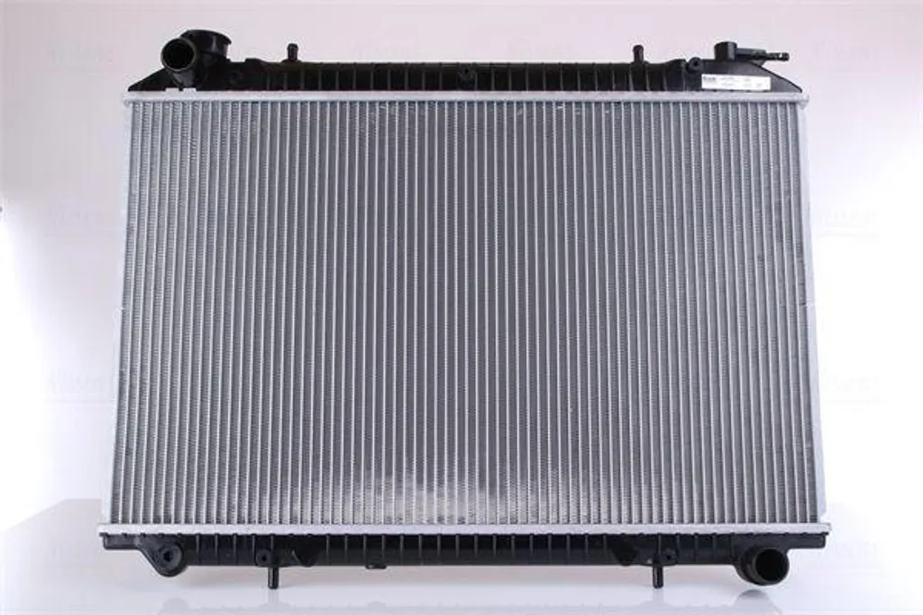 Solution Anti-Surchauffe : Radiateur Moteur Nissens 62908A Nissan OE