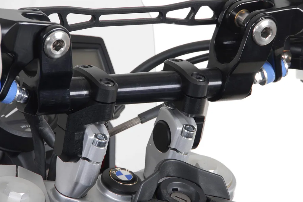 Guidon Vario ø 28 mm Variable en hauteur et recul pour Moto de Trail