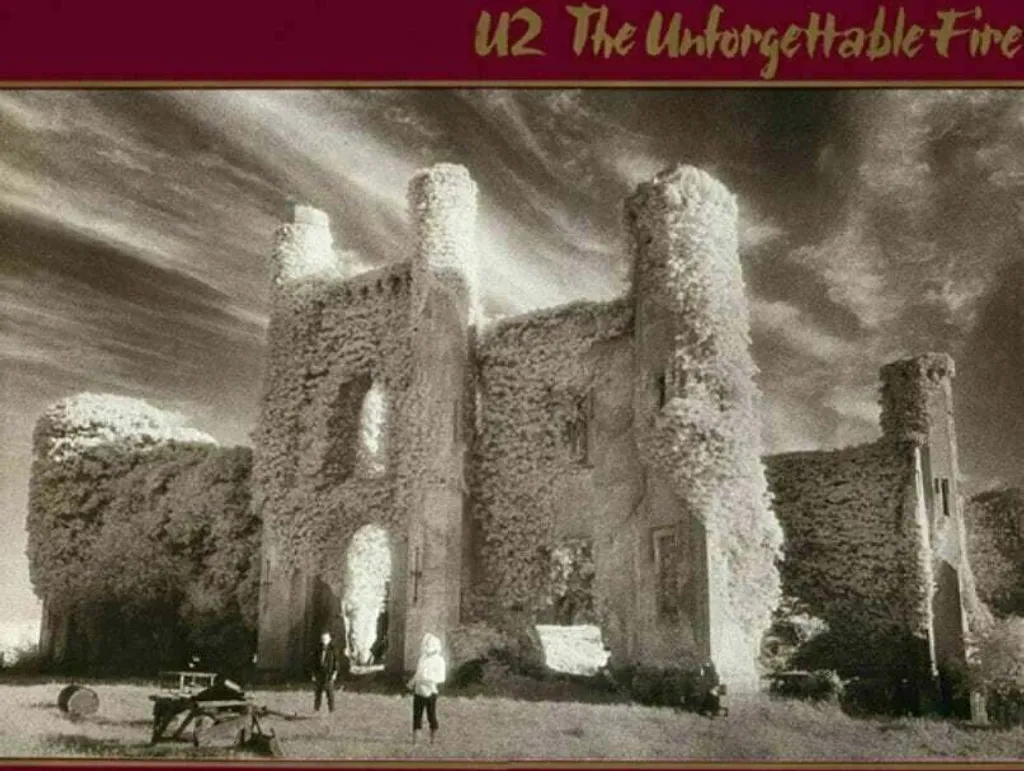 Disque Vinyle U2 The Unforgettable Fire - LP Rock Original 33 Tours