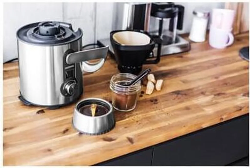 Préparez vos Jus Frais et Smoothies avec le Multi Juicer Digital Pro 3 - 4