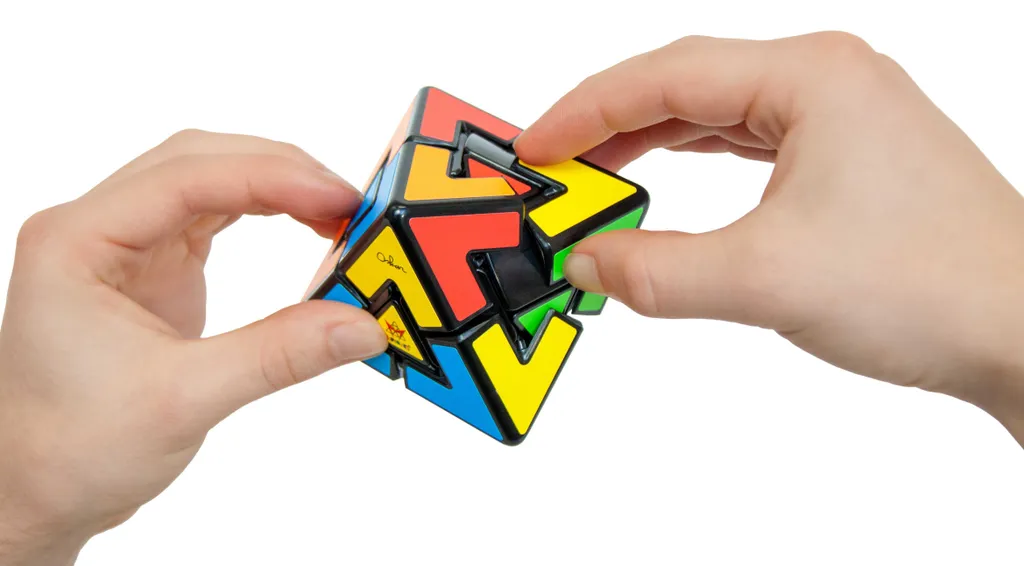Pyraminx Diamond Casse-Tête : Brainteaser Géométrique Niveau Expert - 10
