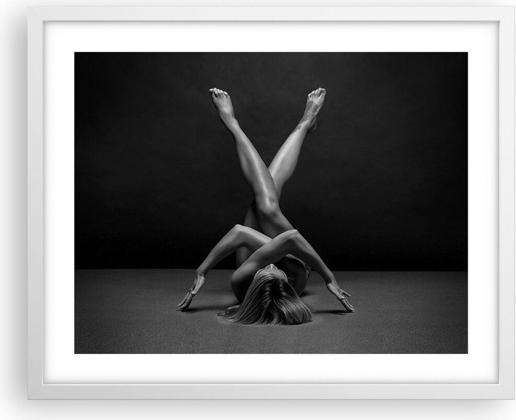 Gerahmtes Poster - Weißer Rahmen - Frau Gymnastik Yoga - 50x40 cm - Wand Bild - Wanddeko - Wandbilder - Kunstposter - Wandposter - Bilderrahmen - ...
