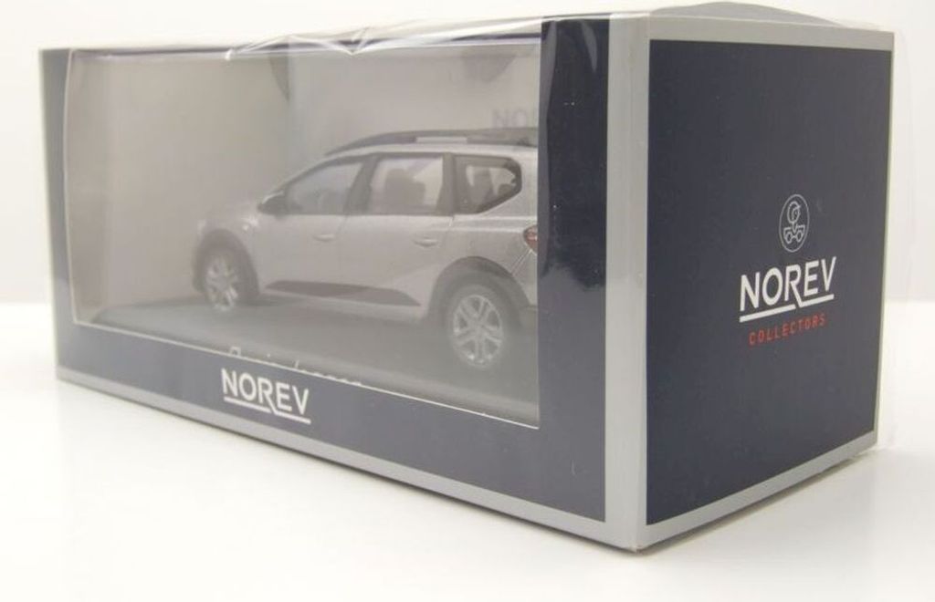 Norev 509072 Dacia Jogger moonstone grau 2022 Maßstab 1:43 Produktbild 10