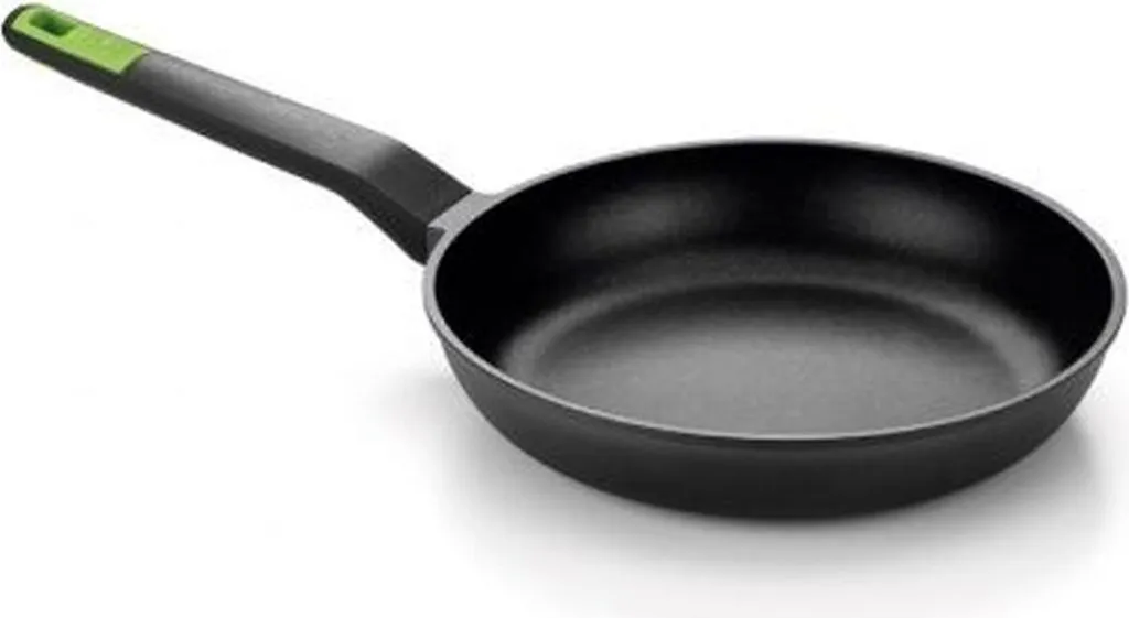 Poêle à wok BRA 24 cm : finissez-en avec les aliments qui collent au fond