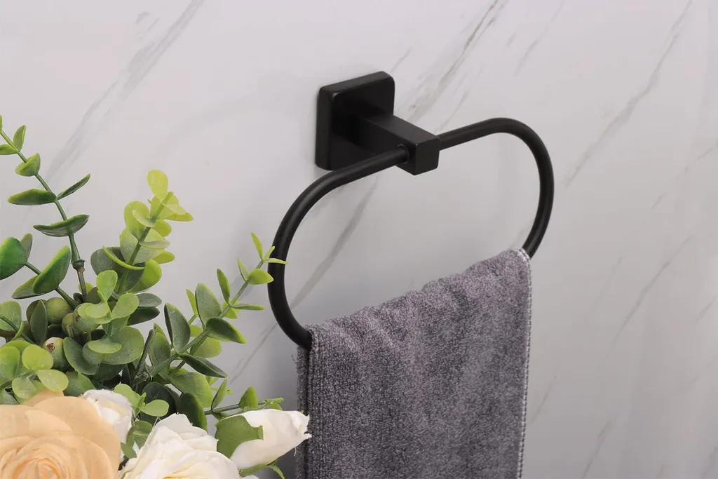 Support Serviette Mural Noir Mat pour Salle de Bain Petite et Moderne - 2
