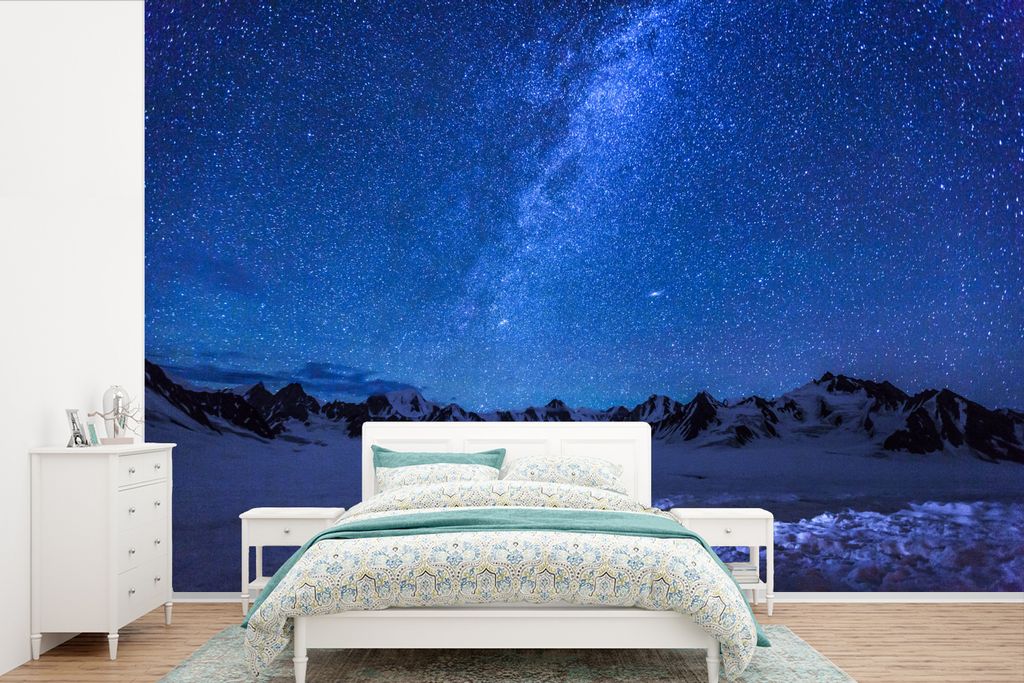 MuchoWow Fototapete für Wohnzimmer oder Schlafzimmer Wandtapete Vinyl Motivtapete Ein gelbes Zelt im Schnee bei Nacht - 420x280 cm - Zimmer für...