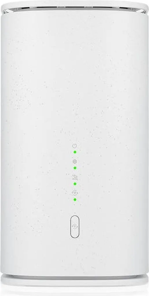 Routeur 5G intérieur Zyxel FWA515 avec port 2,5 Gbps et Wi-Fi puissant