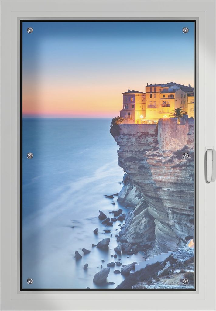 Wallario Lichtschutzbild, Dekorativer Sichtschutz Sonnenschutz 60 x 93 cm mit Motiv: Haus an der Klippe - Verdunklung ohne Bohren