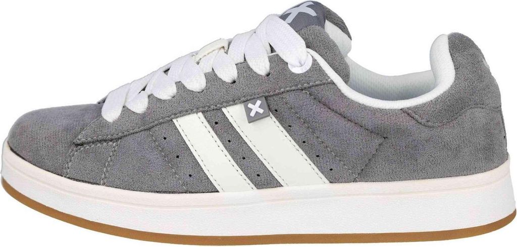 XTI Sneakers 070-041303 in GRIS color size 38