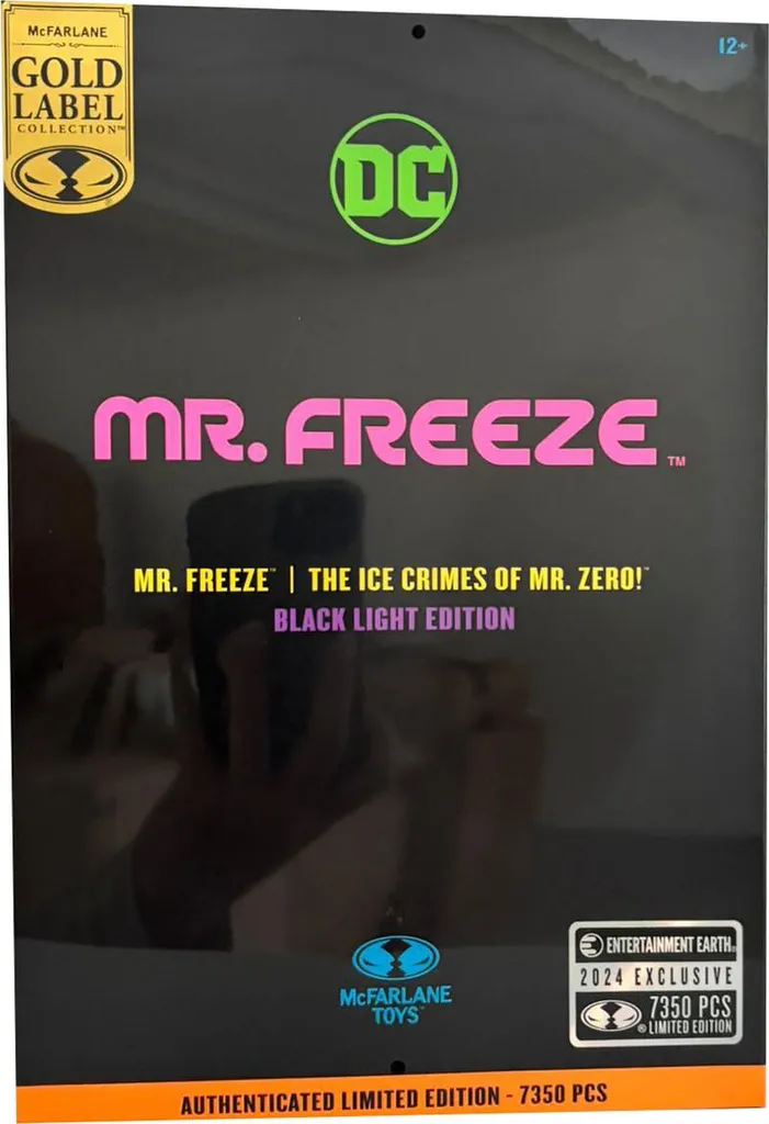 Action figure Mr. Freeze réactive aux UV Gold Label Edition Black Light DC