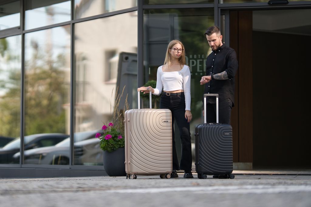Solier Hartschalen Reisegepäck Koffer Reisekoffer mit 4 Produktbild 