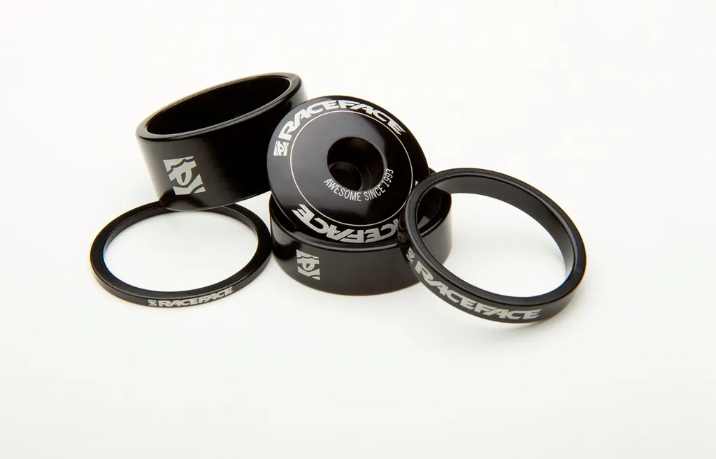 Kit d'entretoise Race Face Carbon 1 1/8 pour jeu de direction de vélo