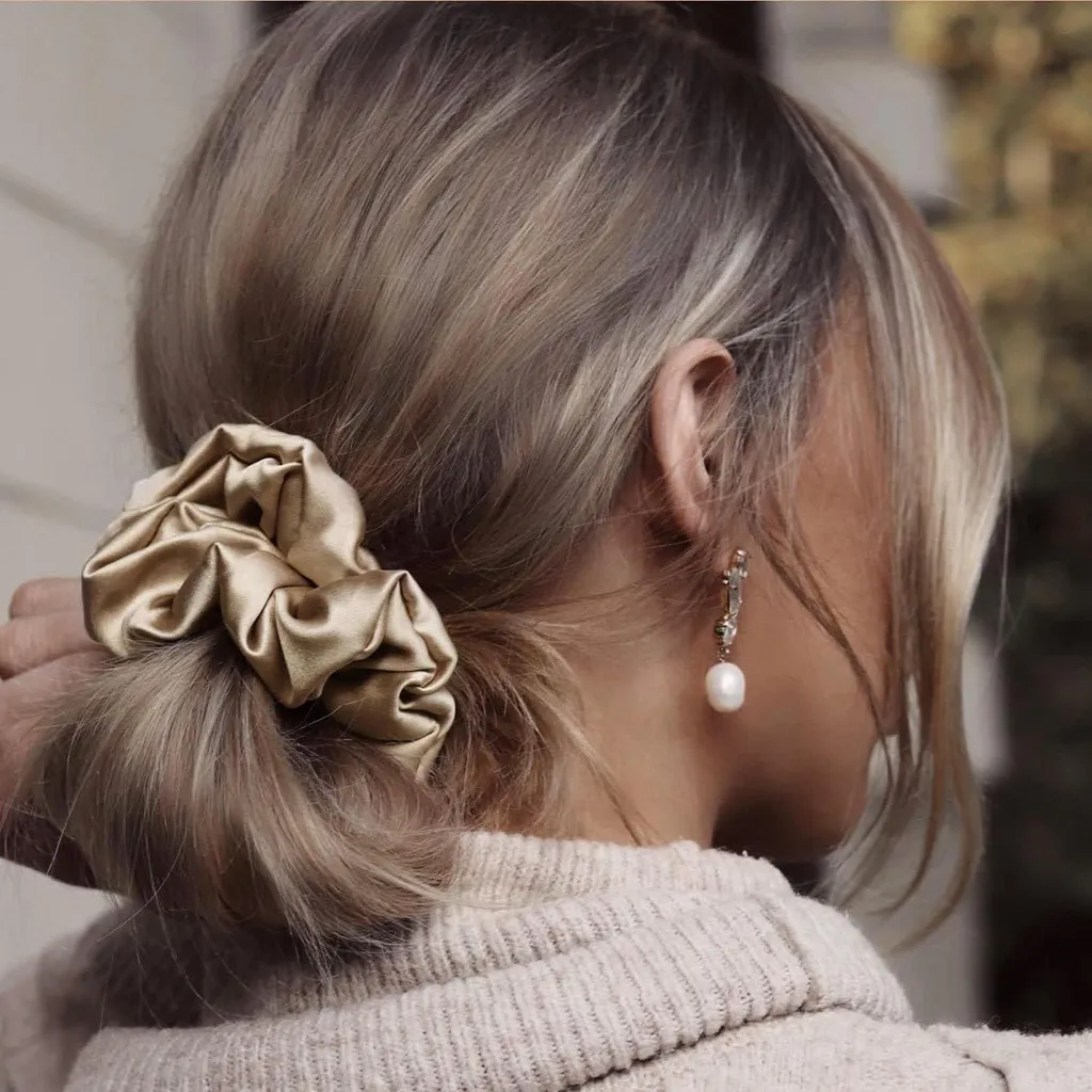 6 Scrunchies Seta Raso Donna: Accessori Capelli Must-Have 2026 - 4