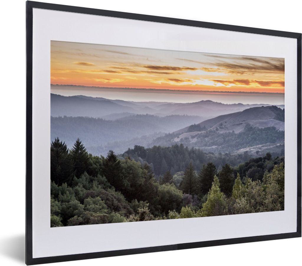 MuchoWow Gerahmtes Poster Berge - Sonne - Wald - Landschaft 40x30 cm - Poster mit Schwarzem Bilderrahmen Wandposter Rahmen Foto Bilder - Bilderra...