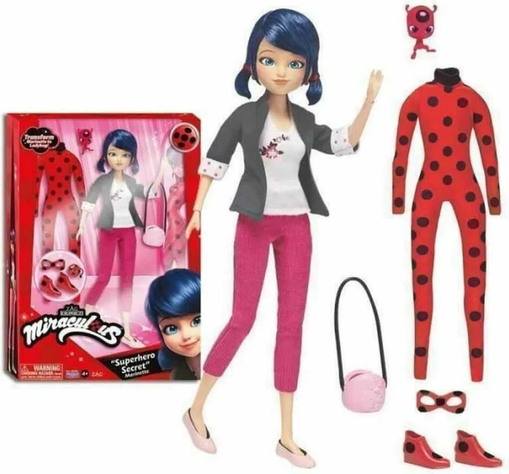 Poupée Bandai P50355 : Figurine 26 cm résistante pour jeu intensif