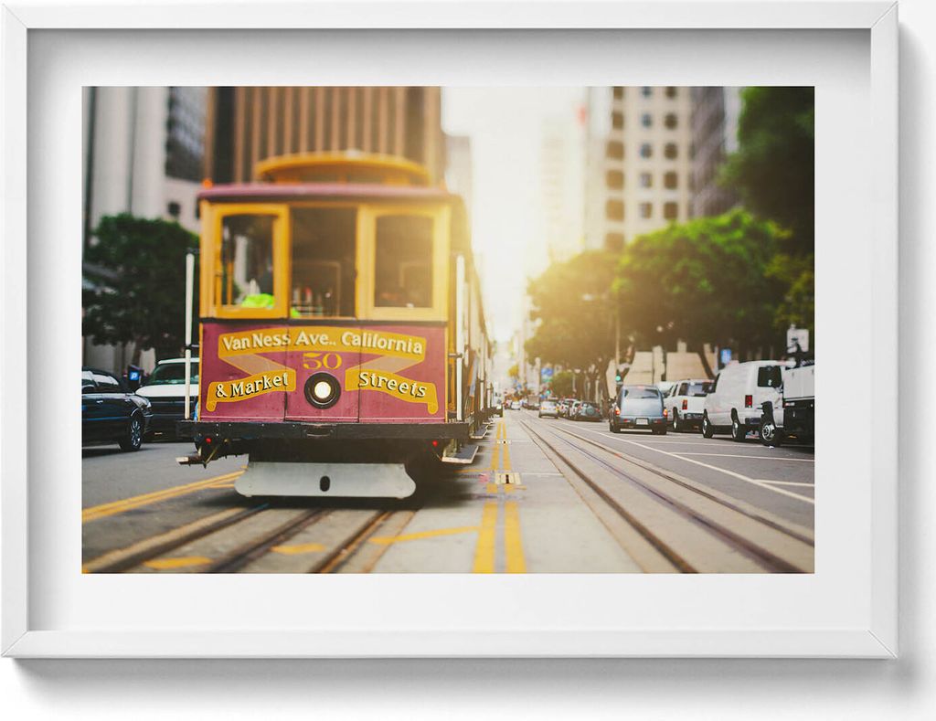 Straßenbahn in San Francisco– Wandbild mit Rahmen – Gerahmtes Bild – Wanddekoration – 70x50 cm – Schwarz Rahmen