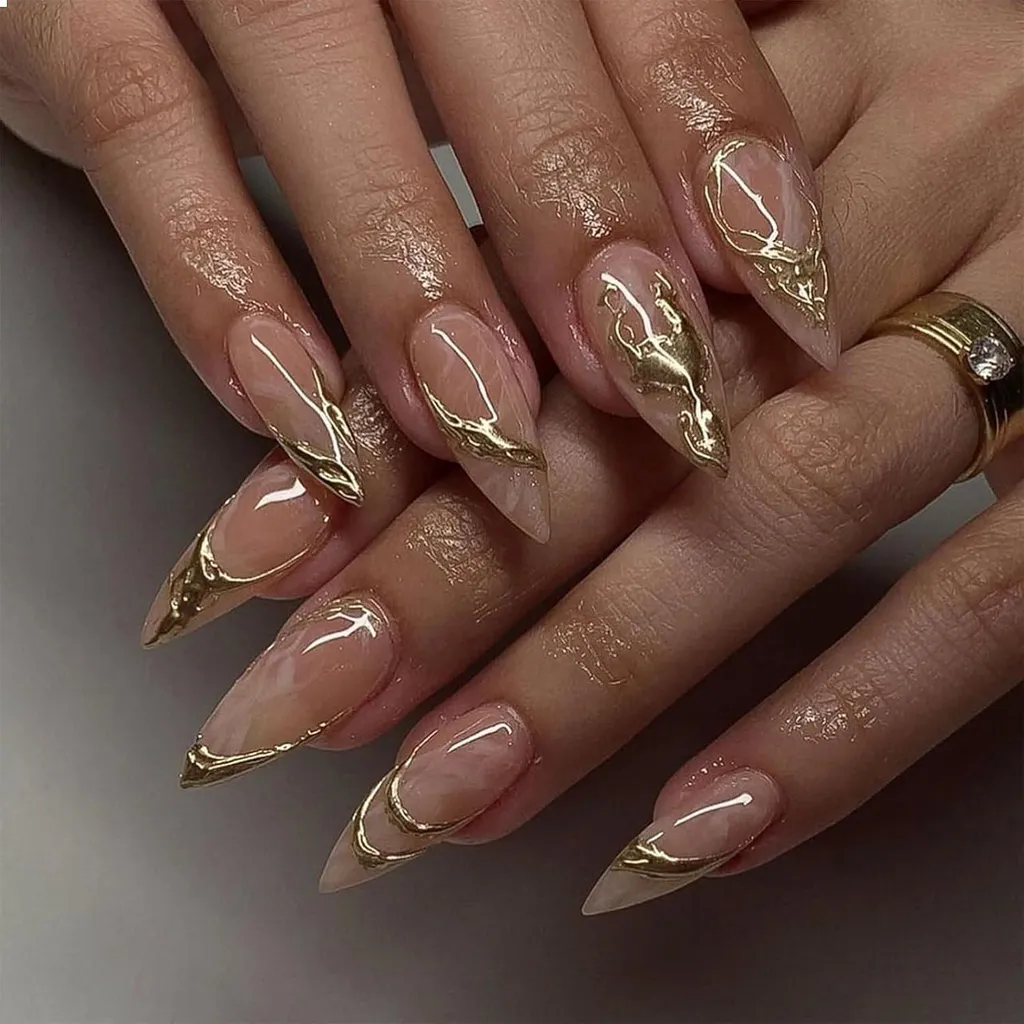 Faux ongles acrylique Gold Design brillants mi-longs - Finition dorée