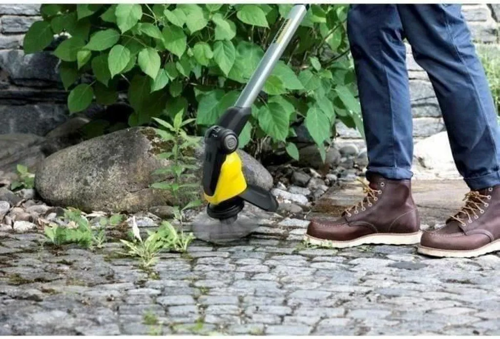 Outil Multifonction Kärcher 18 V pour Débroussaillage et Finition Pelouse - 3
