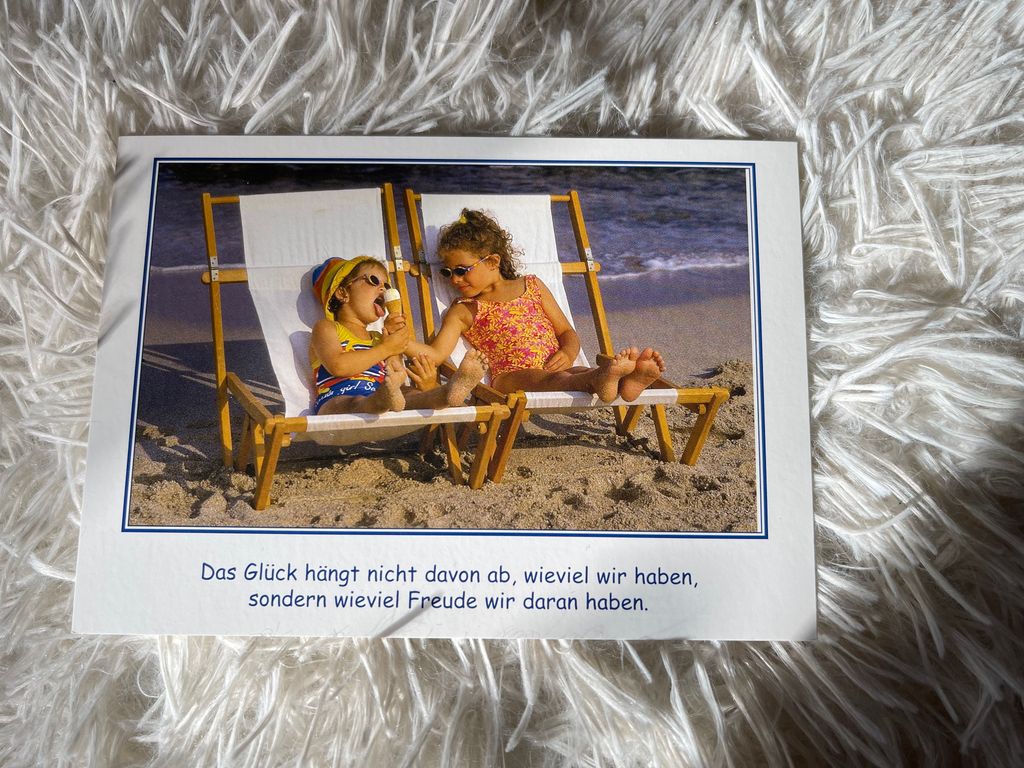 Postkarte - Das Glück hängt nicht davon ab....