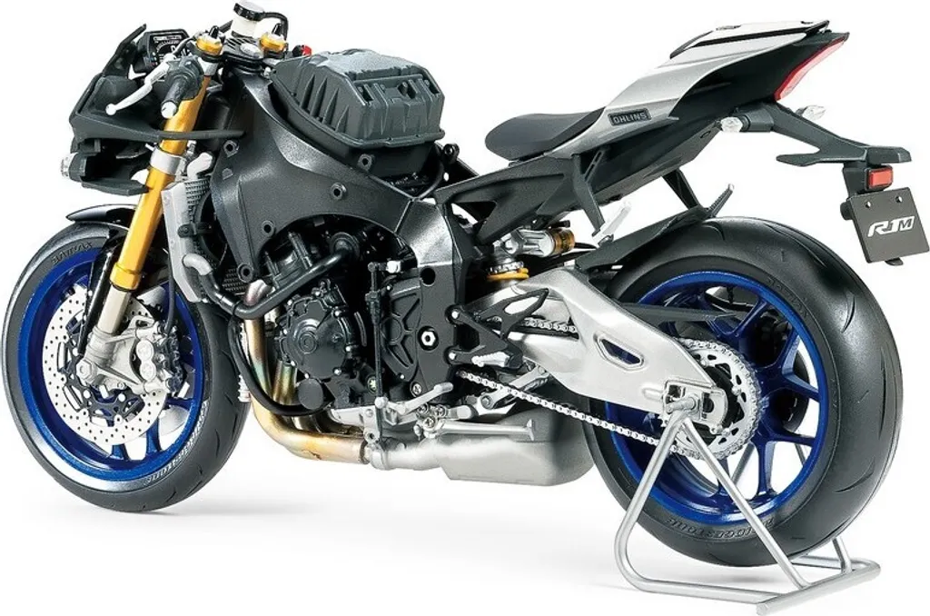 Yamaha YZF-R1M détaillée 1:12 avec socle d'exposition - Modèle kit
