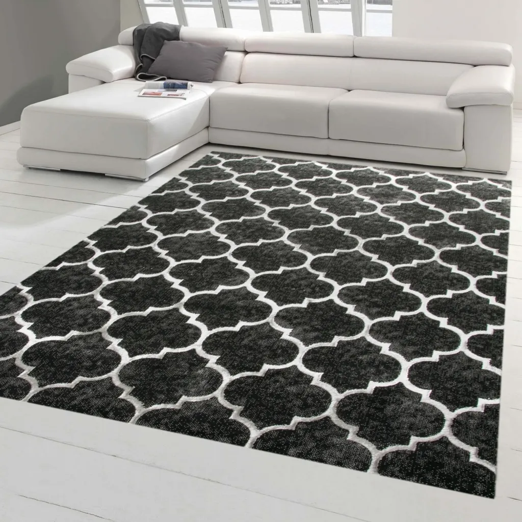 Tapis d'orient style marocain gris noir pour habiller un couloir