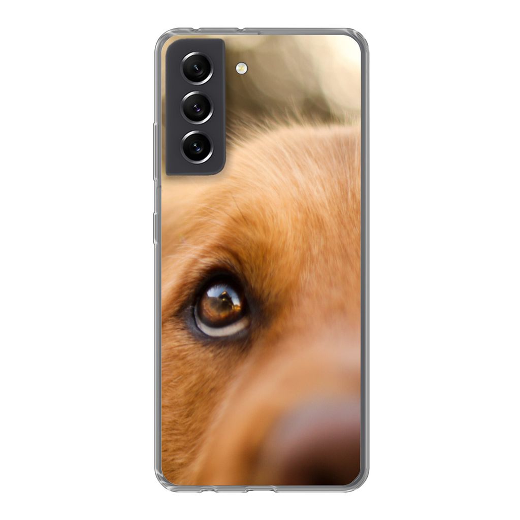 MuchoWow Handyhülle Schutzhülle Hülle für Samsung Galaxy S21 FE Das Glitzern im Auge des Golden Retrievers Silikon Softcase Handy Hülle - Mo...