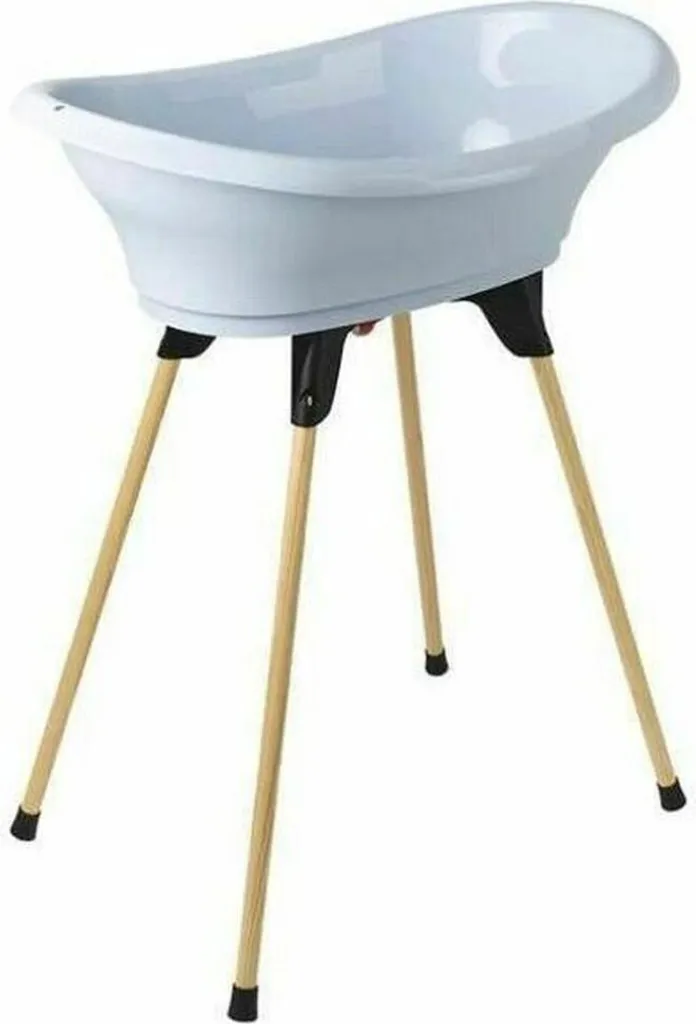 Baignoire bébé VASCO pour le bain du nouveau-né avec support bleu pastel