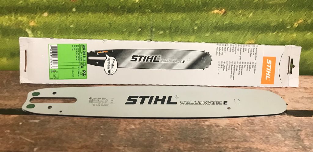 Stihl, Modell Rollomatic E, professionelle Kettensägenschiene de, robuste und effiziente Konstruktion, ideal für präzise und lange Schnitte.
