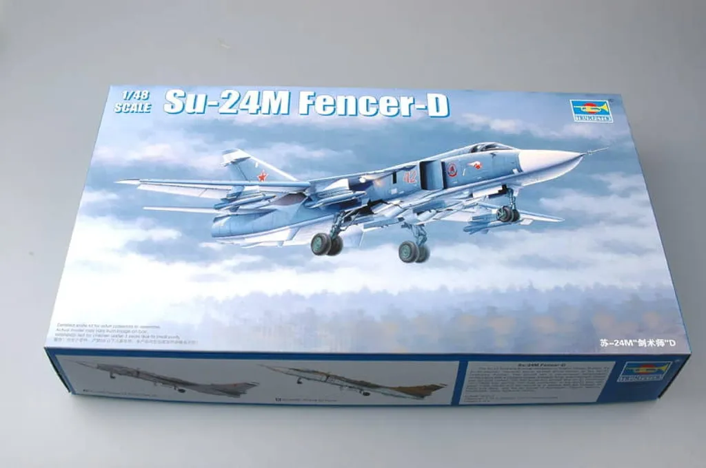 Trumpeter 02835 Su-24M Fencer-D 1:48 - Maquette d'Avion Militaire Russe