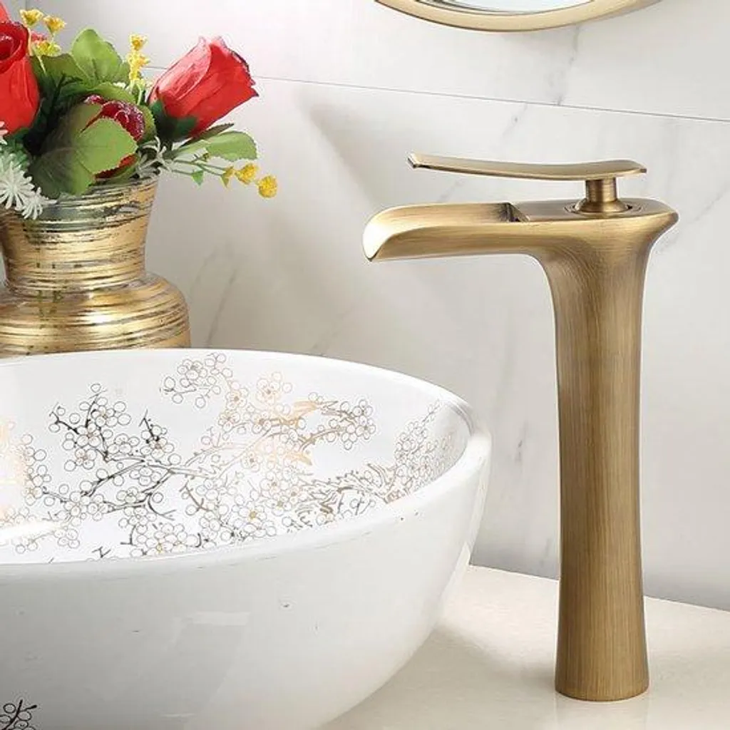 Mitigeur de douche cascade doré brossé avec kit de vidage automatique