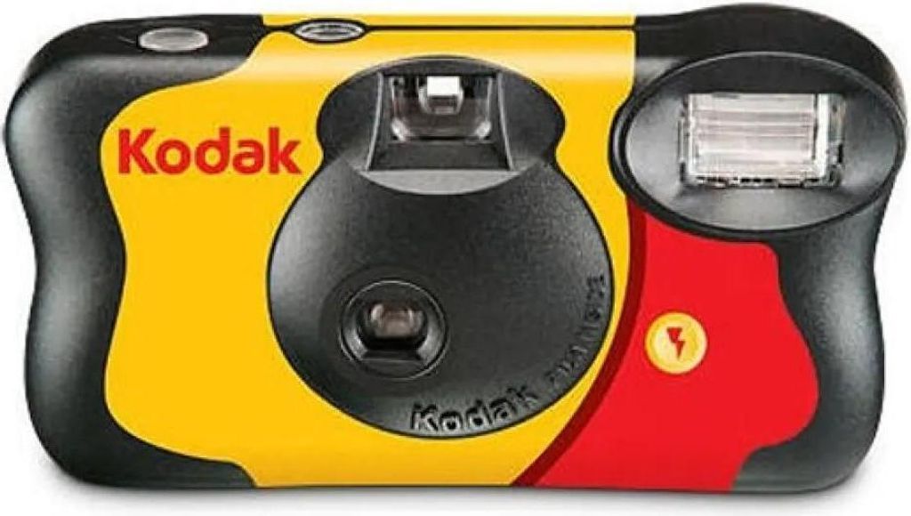A Kodak Fun Saver Flash camera is shown against a white background.