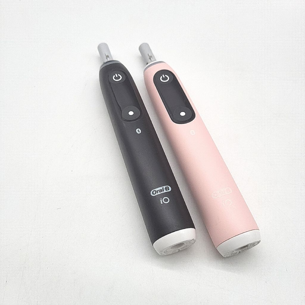 Oral-B Elektrische Zahnbürste - iO 6 + 2. Handstück - Produktbild 18