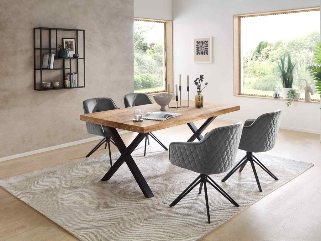 Essgruppe CAPRI-X Esstisch Eiche massiv geölt, 4 Stühle in grau