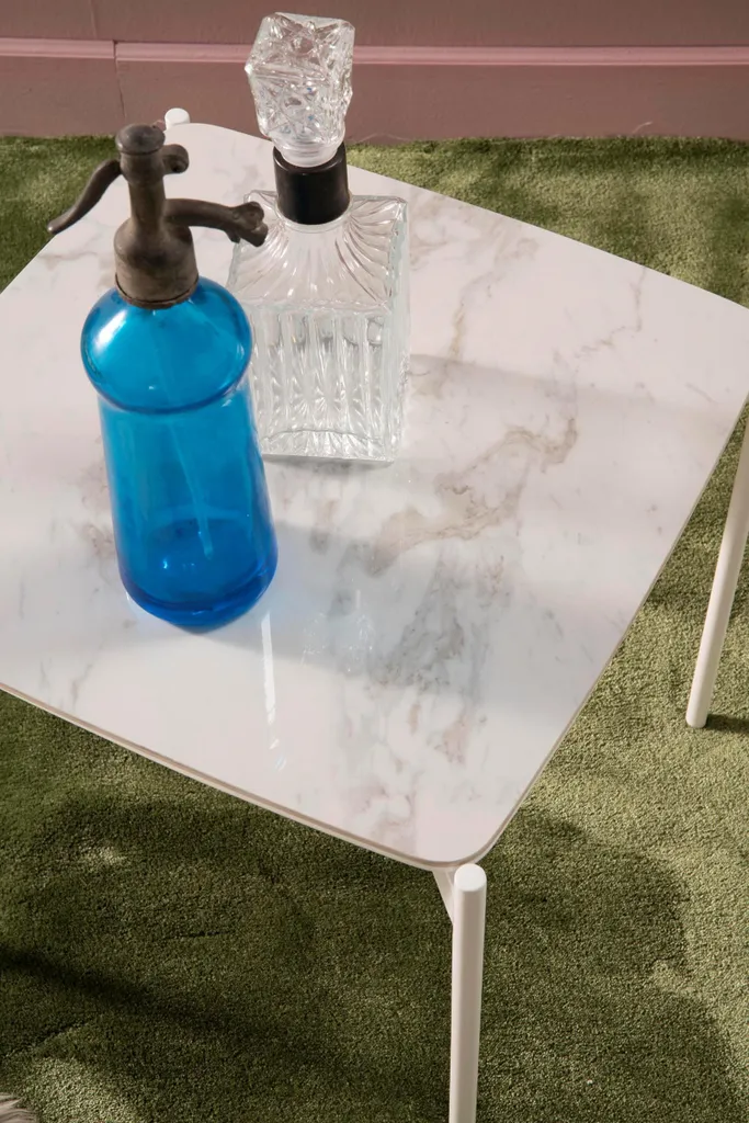 Table Basse Ivy en Céramique Blanche Résistante - Finition Artisanale