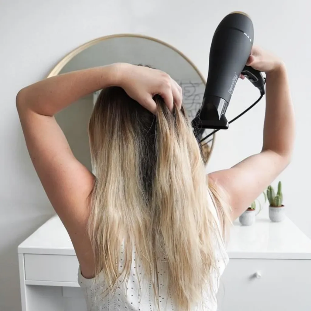 Sèche-cheveux puissant Ultra 2200 avec Diffuseur Volume Boucles - 5
