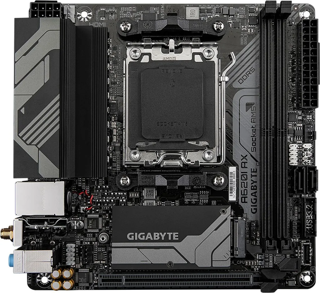 Gigabyte A620I AX 1.0 Carte mère AM5 Wi-Fi avec support mémoire DDR5