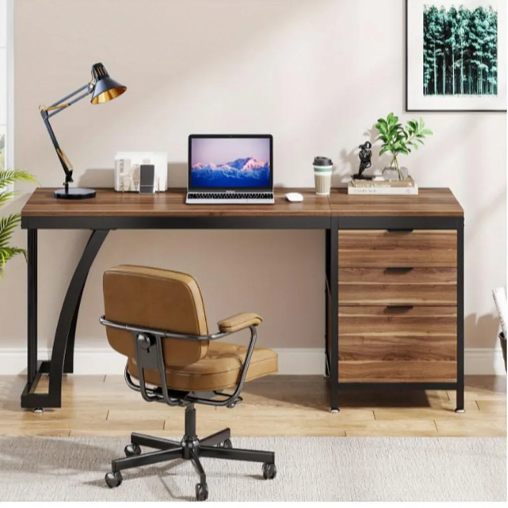 Table informatique avec rangements pour un aménagement de bureau moderne