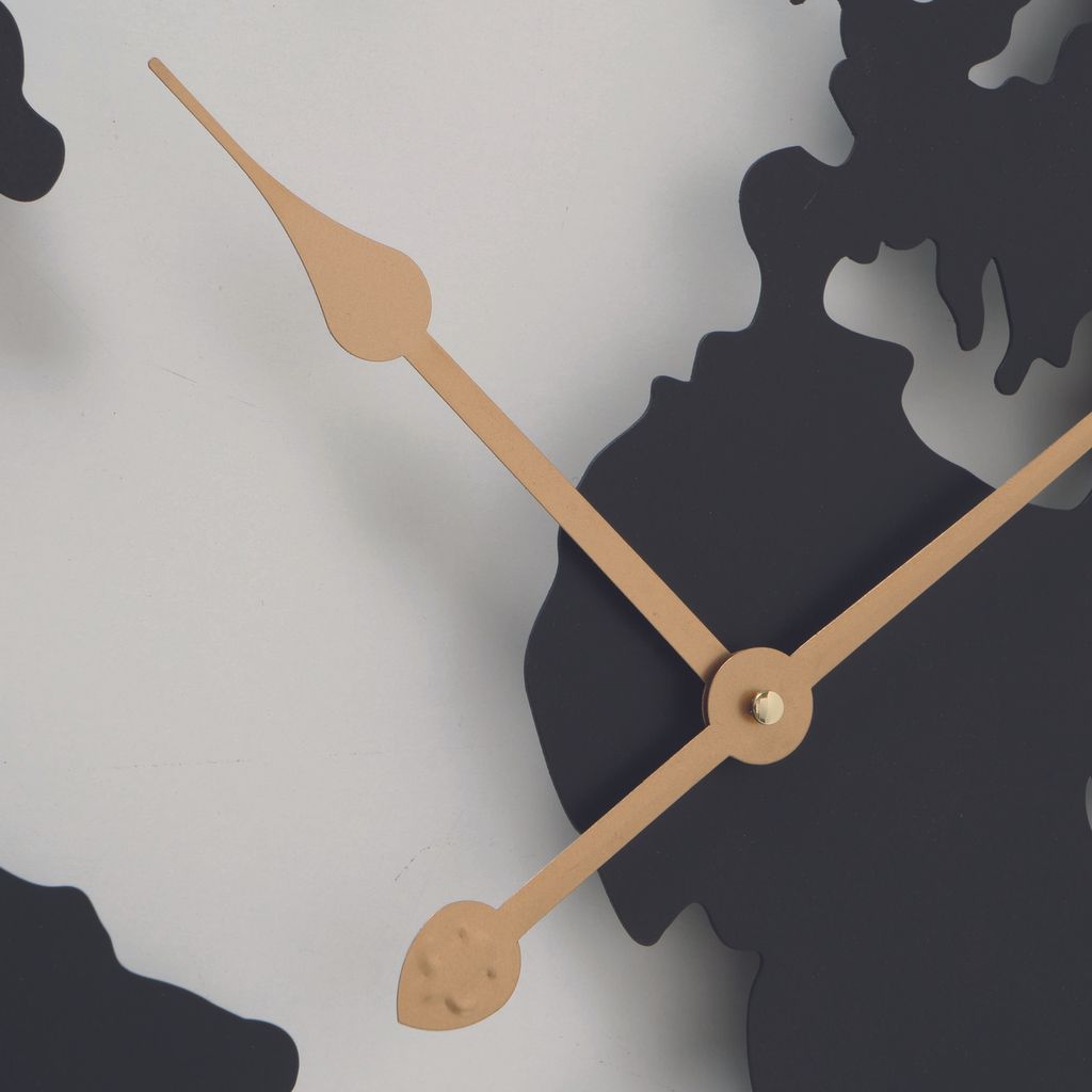 Relaxdays Wanduhr Im Kronkorken-Design – 33 Cm, Batteriebetrieben (AA), Analog, Schwarz/weiß