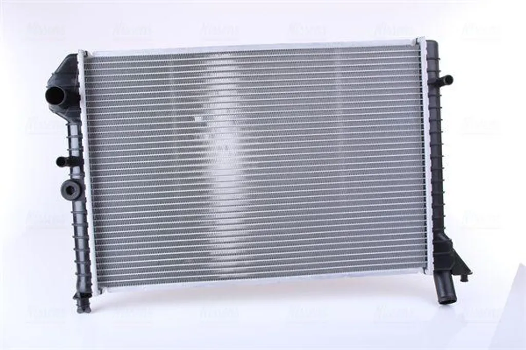 Radiateur moteur NISSENS 65517 haute durabilité pour Volvo 480 E 460 L