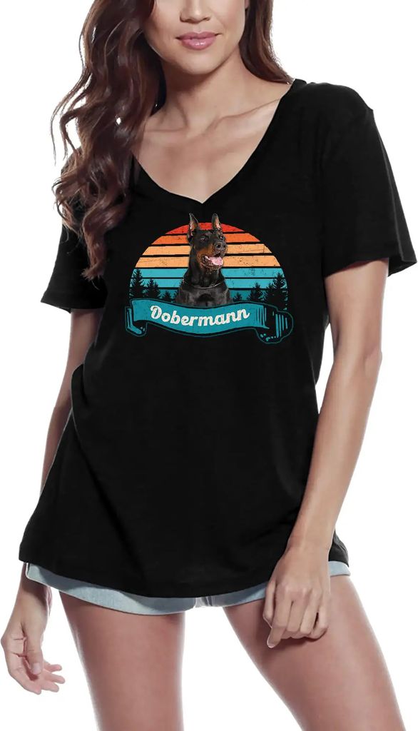 Damen Grafik T-Shirt V-Ausschnitt Retro Dobermann Hund – Retro Dobermann Dog – Öko-Verantwortlich Vintage Jahrgang Kurzarm Lustige Druck Gebur...