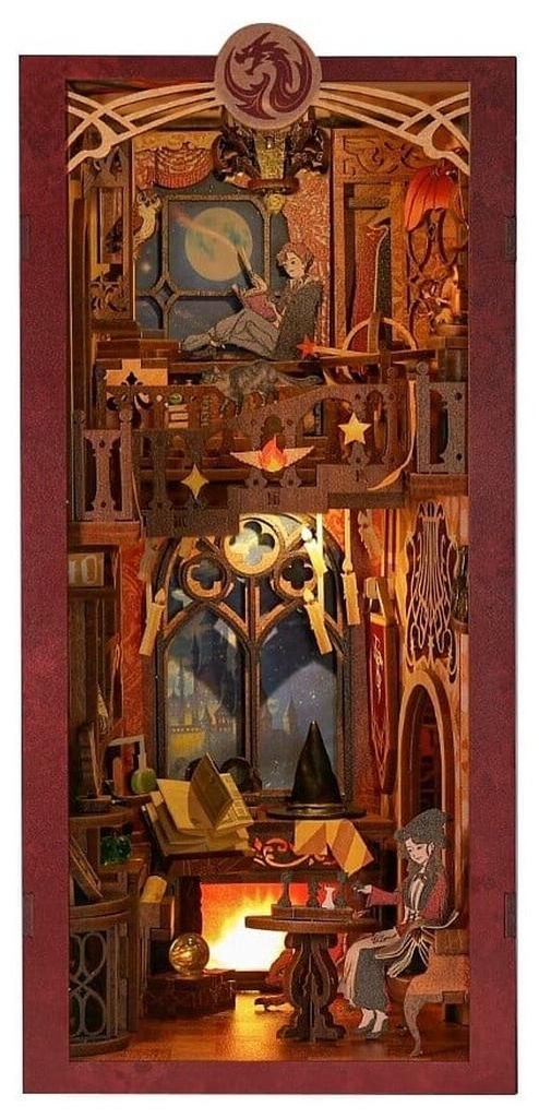 Book Nook Flame Common Room 23 x 11 cm Produktbild 