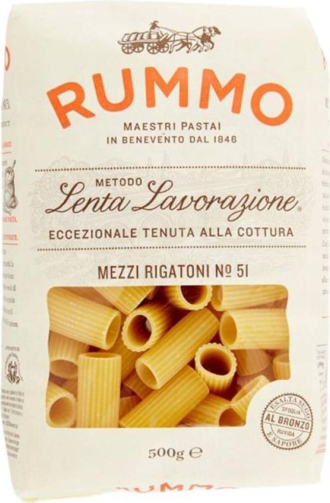 A bag of Rummo Mezzi Rigatoni pasta.