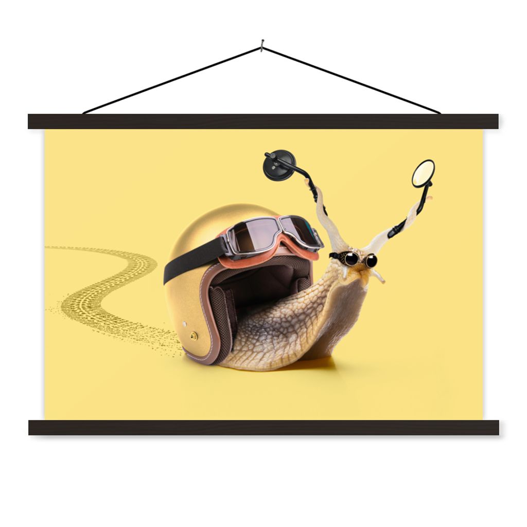 MuchoWow Textilposter Schnecke - Tiere - Helm - Gelb - Spiegel 120x80 cm mit schwarzem Rahmen - Wanddeko