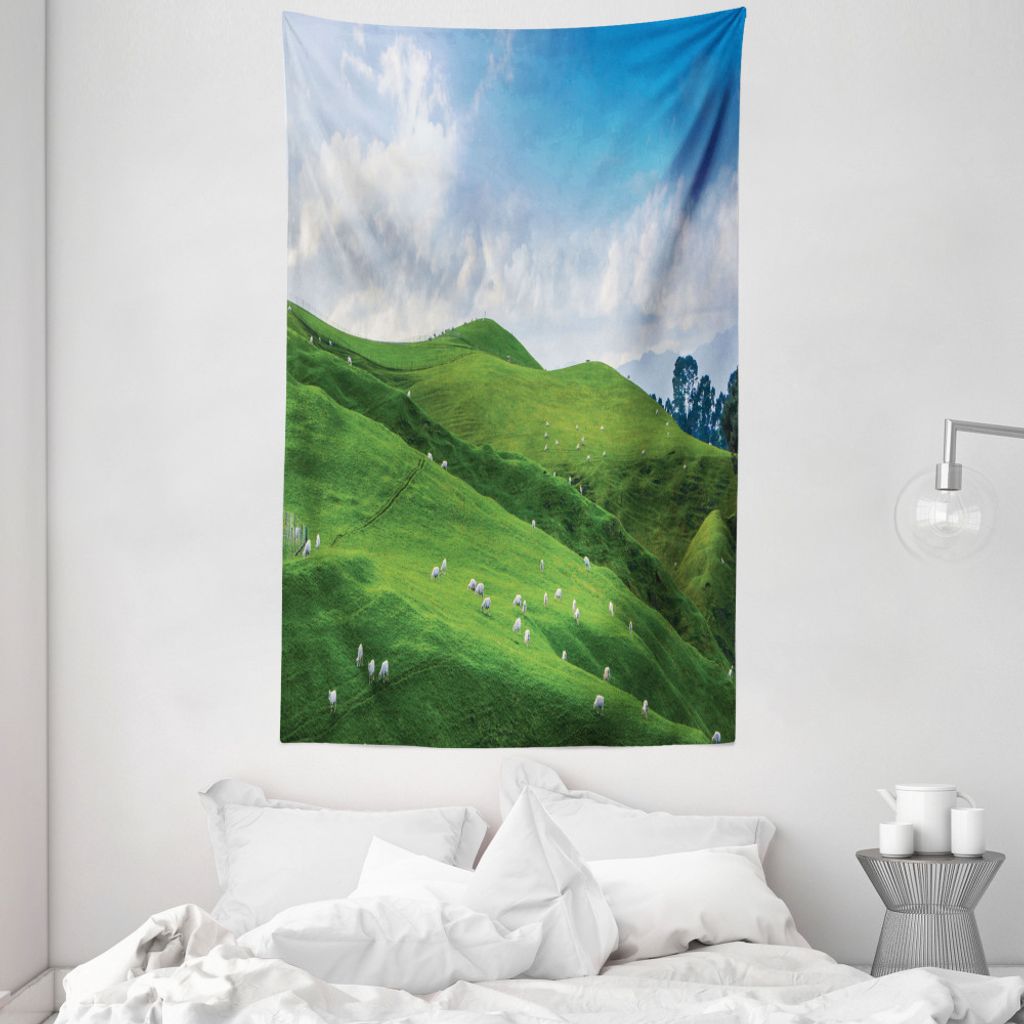 ABAKUHAUS Grün Weiß Wandteppich und Tagesdecke, Schafe und blauer Himmel aus Weiches Mikrofaser Stoff Waschbar ohne Verblassen Digitaldruck, 140 ...
