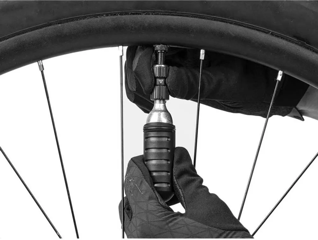 Topeak Nano Airbooster gonfleur CO2 compact en aluminium avec cartouche 16g
