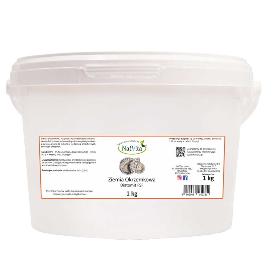 A white plastic tub of diatomaceous earth with a label.